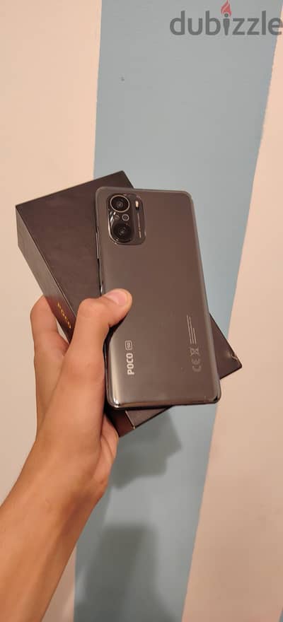 Xiaomi Poco F3 متفتحش بالكرتونه