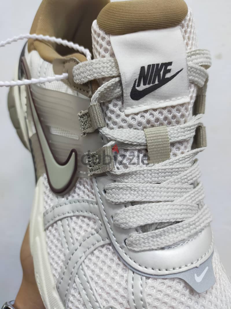 Nike V2K 1