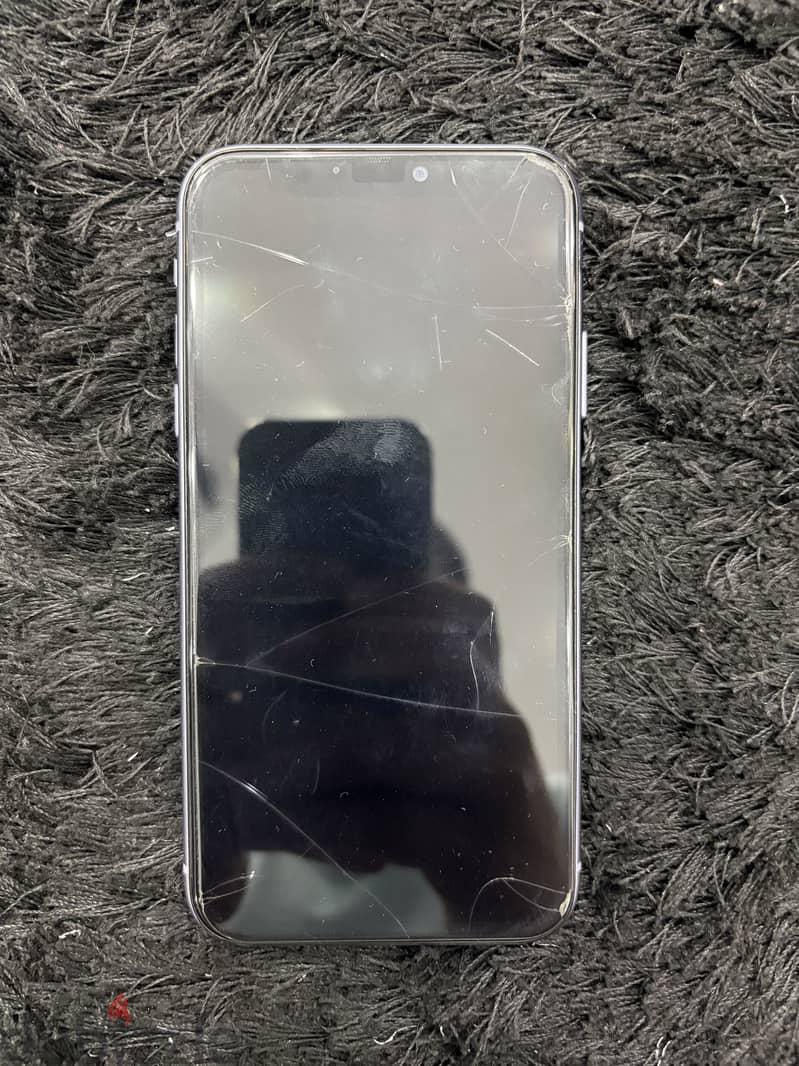 Apple - iPhone 11 7