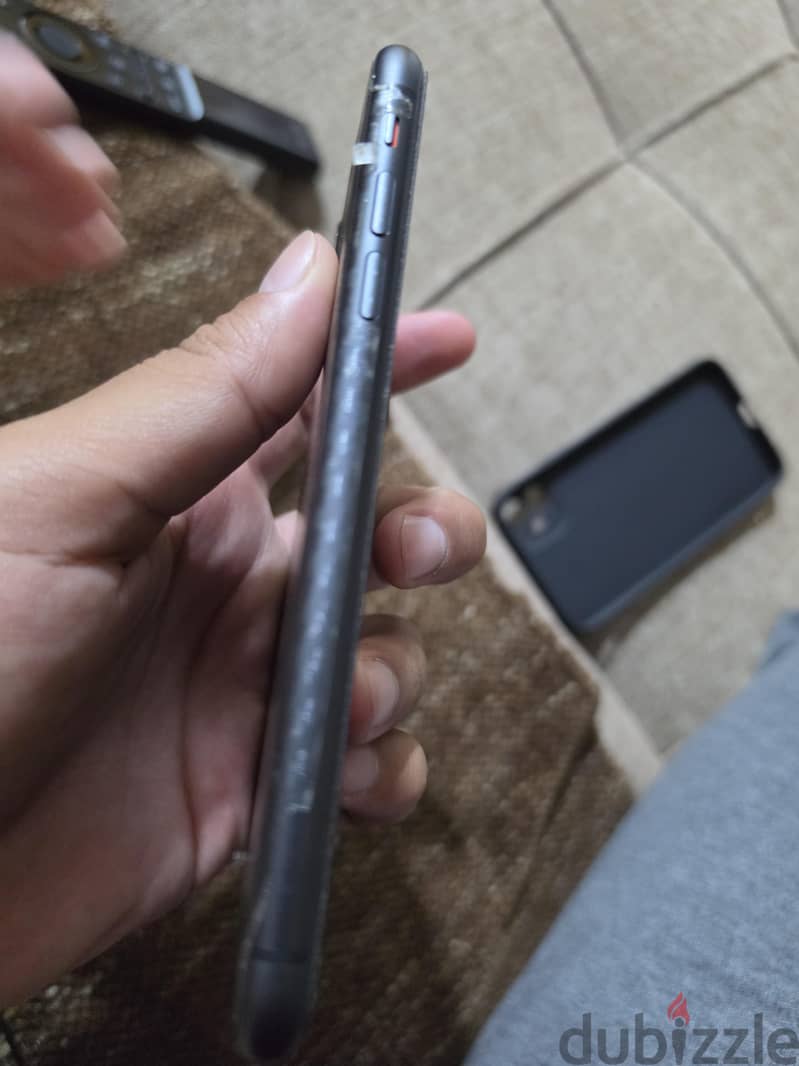 Apple - iPhone 11 1