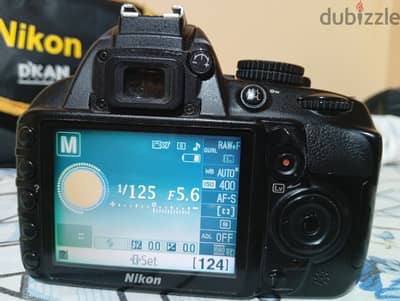 للبيع كاميرا Nikon D3100 لظروف خاصة