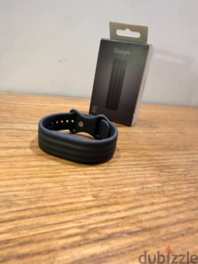 بيع اوستيك ساعه Fitbit air  اسود وتر بروڤ