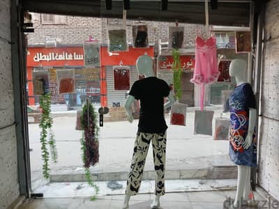 زجاج سوكريت مستعمل للبيع ٣ متر عرض في ٢. ٧٠ طول