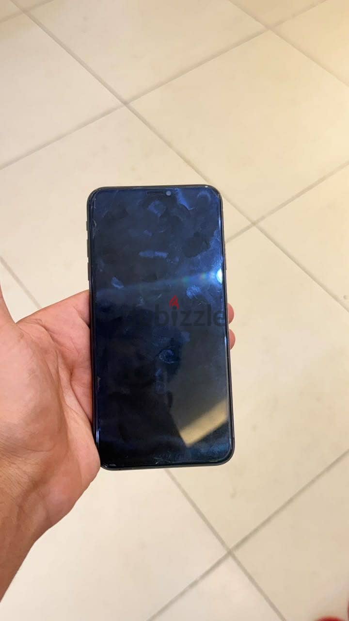 Apple - iPhone XS Max 1