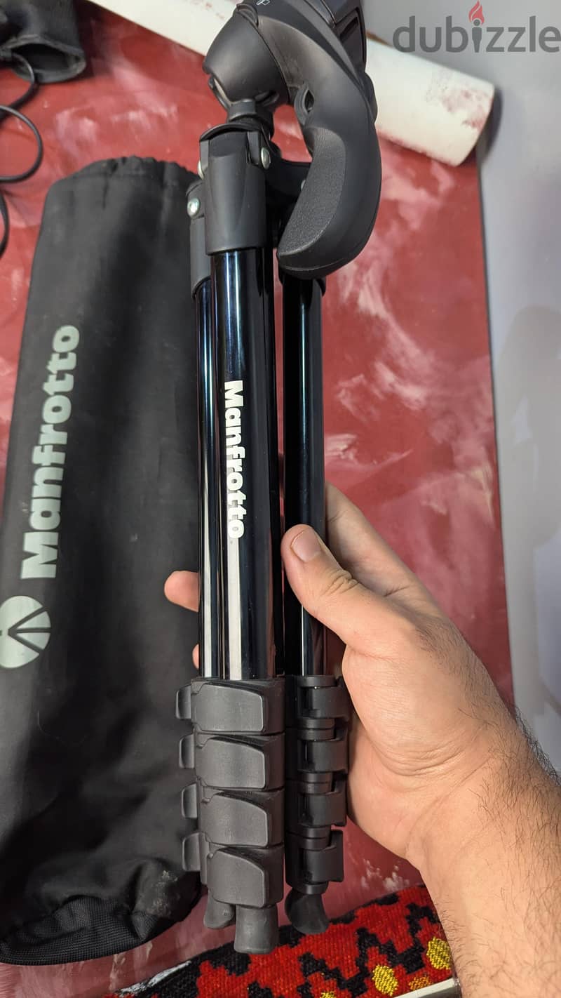 manfrotto compact action tripod 1