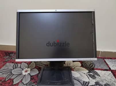 شاشه HP بحاله جيدة