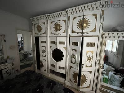 غرفه نوم كلاسيك كبيره