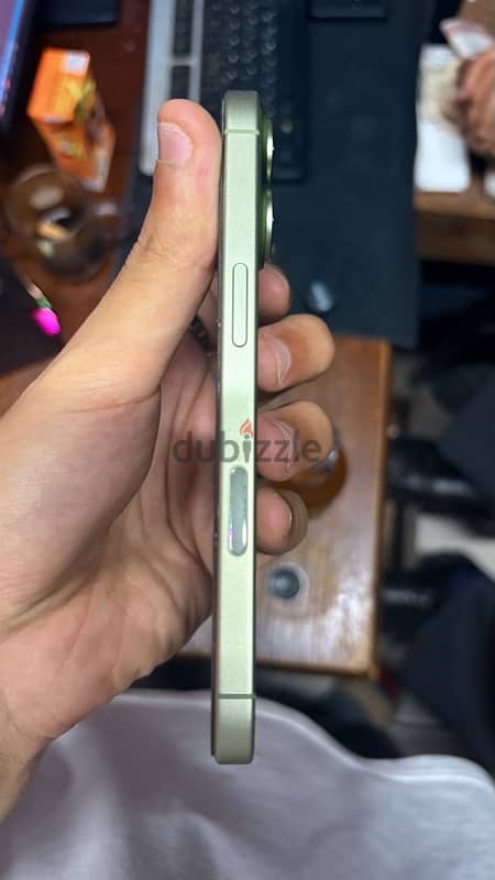 iPhone 17 For sale 4