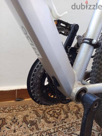 عدد ٢ دراجة بحالة جيدة جدا
