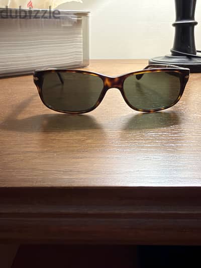 الماركة: Persol (Made in Italy)