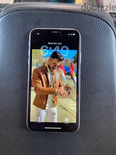 Apple - iPhone 11