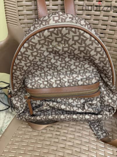 DKNY backbag