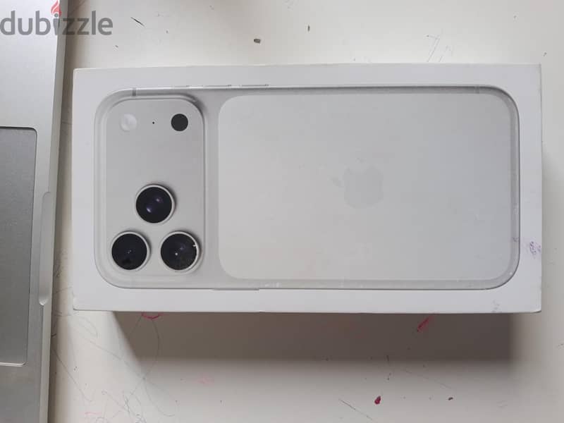 Apple - iPhone 17 Pro Max 2