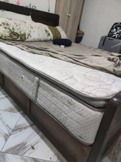 مرتبة الدورا ١٦٠ سم ارتفاع ٢٩ سم