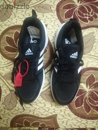 تريكس استوك فيتنامي جديد مقاس٤٢ بالاختام بتاعتو للتواصل 01007275874