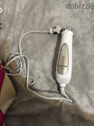 Panasonic hair brush 6 heads and a bag