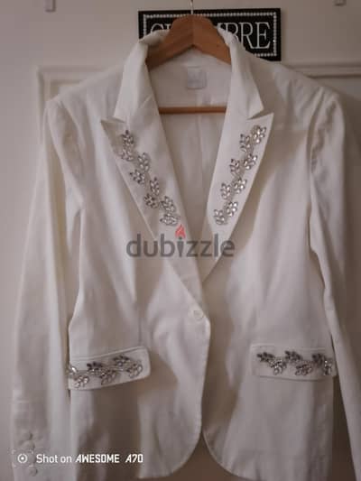 A. vendre