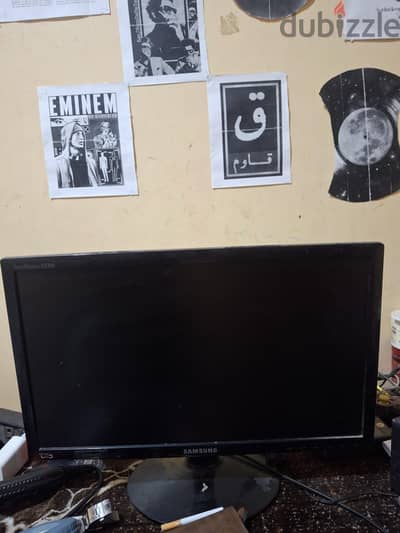 شاشه سامسونج ١٩ بوصه