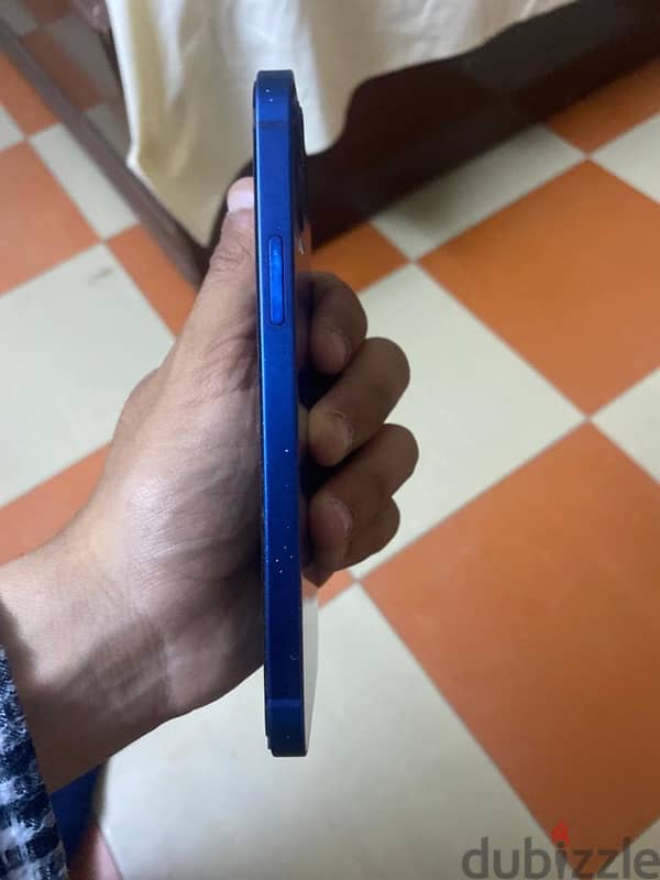 ايفون ١٢ عادي 2