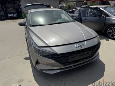 Hyundai Elantra 2021