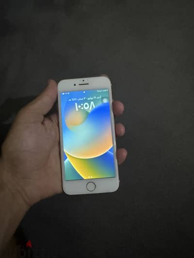 Apple - iPhone 8