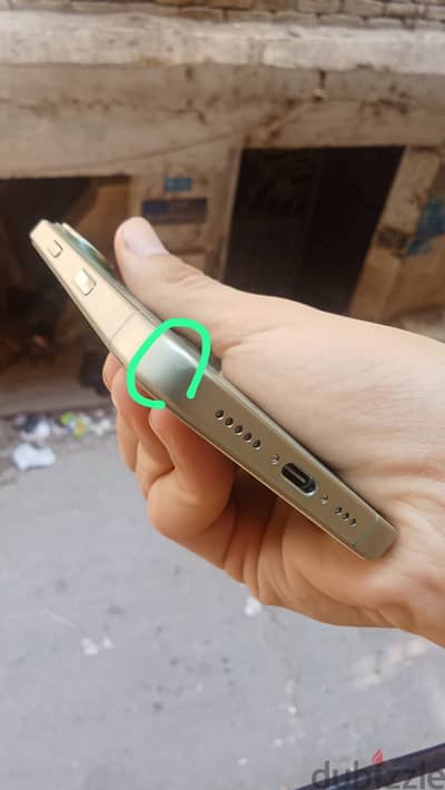 ايفون 17العادي