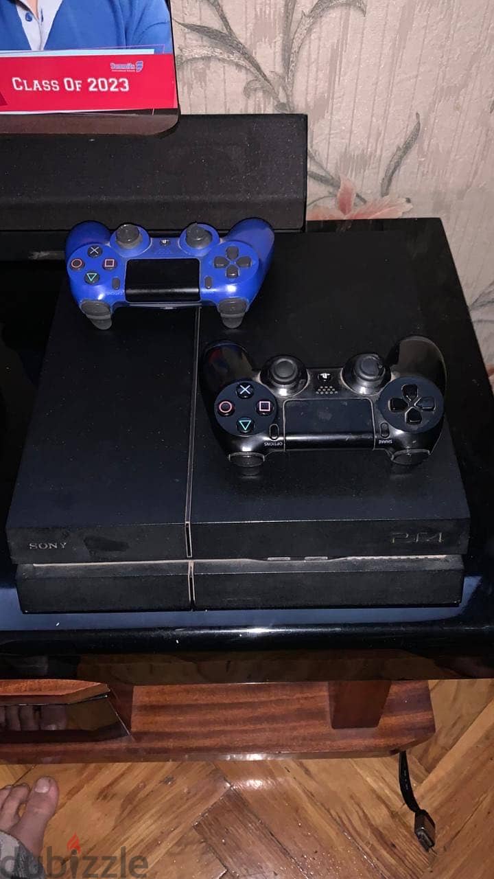 PlayStation 4 4