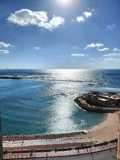 شقق علي البحر اسكندرية مع باكية جراج سيدي بشر بحري