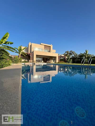 Villa lagoon view in Hacienda Bay 2nd row sea
