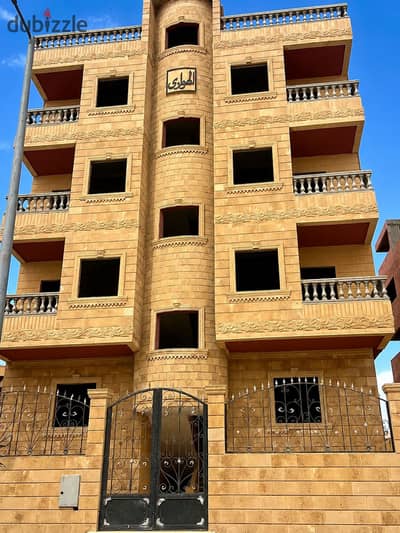 شقه للبيع في مدينه بدر الحي المتميز عماره دبل فيس وعلى جاردن