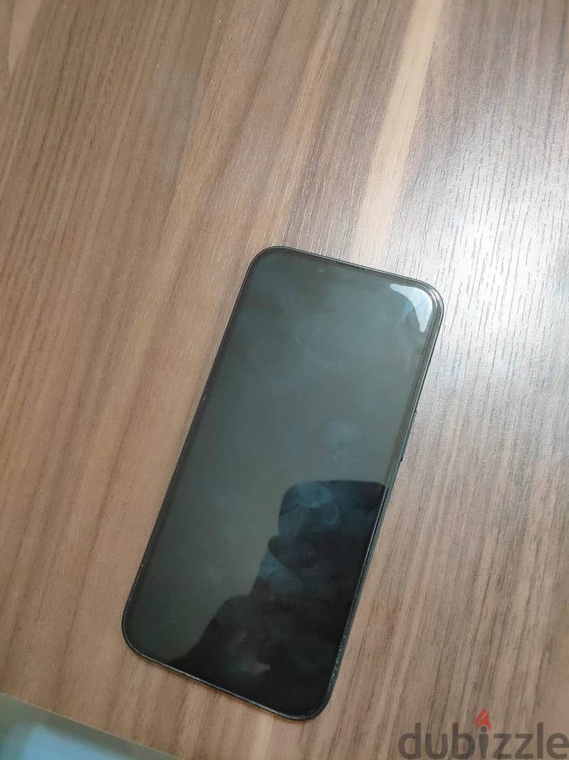 Apple - iPhone 16e 3