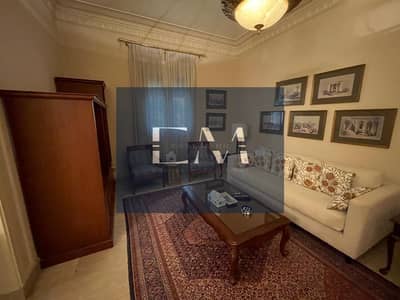 Fully Furnished Apartment for Rent , High Ceilings