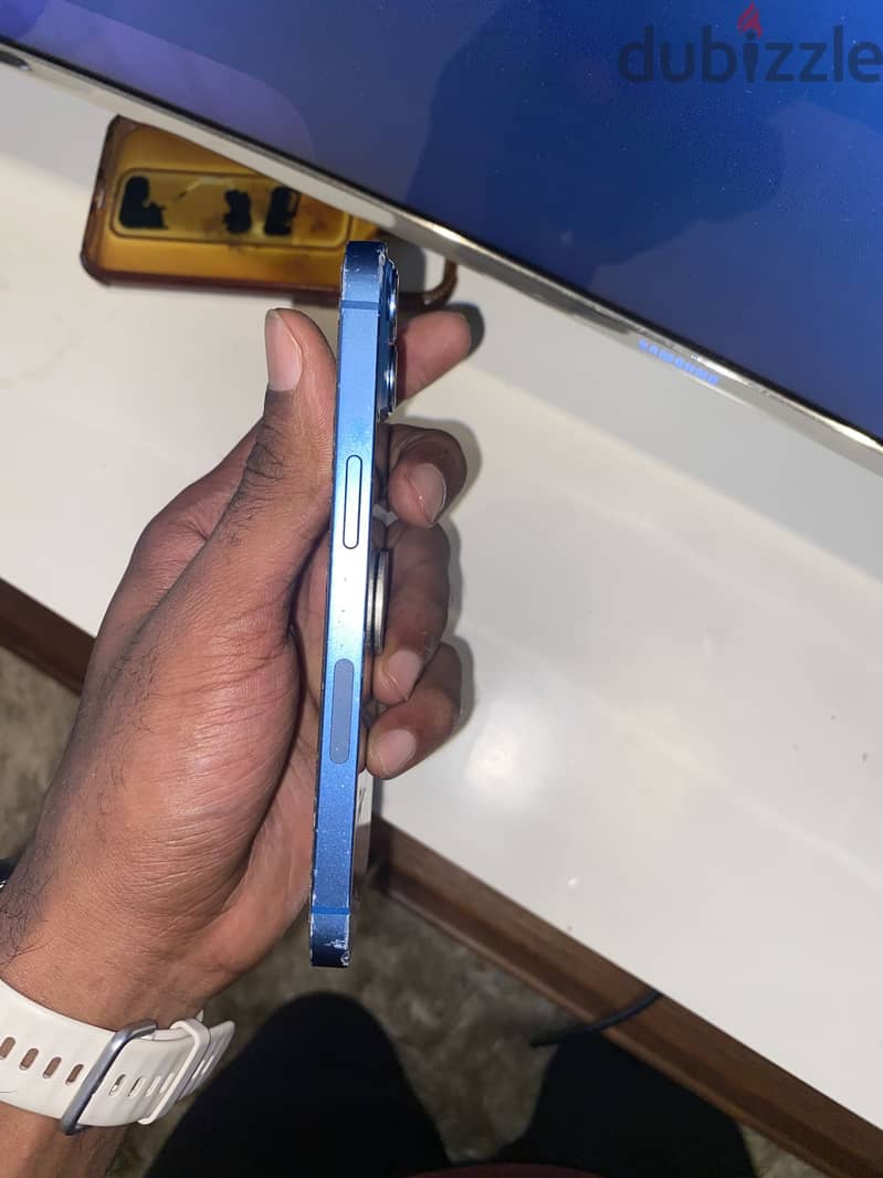Apple - iPhone 13 4