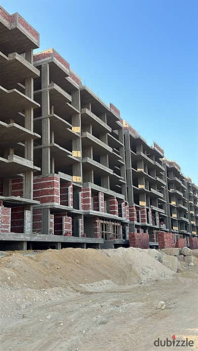 Ground floor apartment with garden for sale | 103 sq m + 50 sq m garden  Located on Al Nozha Main Street in Jazal Compound, in the heart of Sheikh Za
