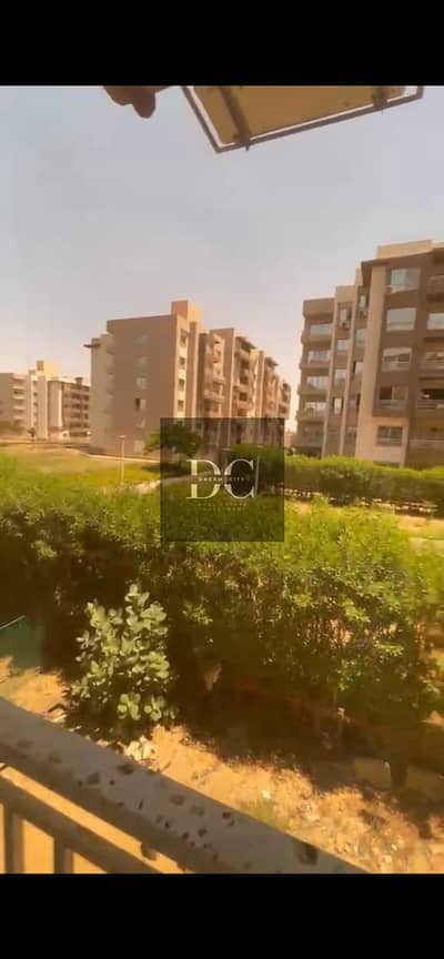 شقه للايجار في وصال 170م بسعر 13.000