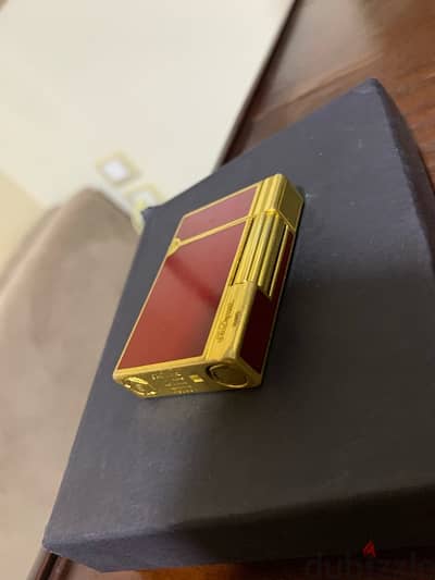 Original Vintage S. T. Dupont Gatsby Lighter - Gold & Burgundy Lacquer