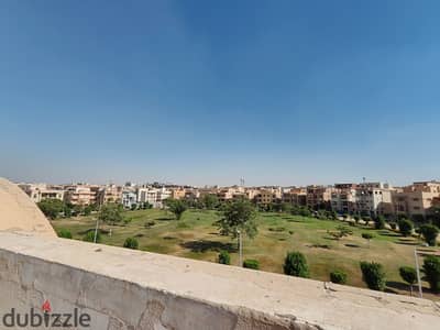  Luxury Penthouse for Sale in Yasmeen Villas (Twin Villas) – First Settlement, New Cairo | Open Garden View