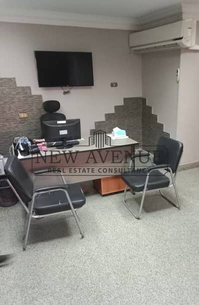 2 مكتب دوبلكس مشطب وبمدخل خاص للإيجار بأرض الجولف  Ard El Golf