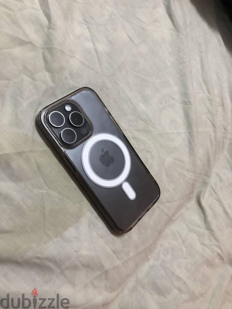 Apple - iPhone 15 Pro 3