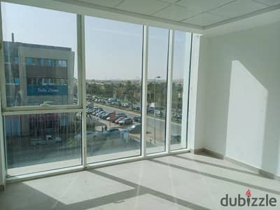 عيادة للايجار فى مول سنترو الشيخ زايد