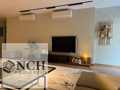 **للإيجار | شقة مميزة في Lake View Residence – القاهرة الجديدة**  استمتع بأسلوب حياة راقٍ داخل **Lake View Residence**، أحد أرقى المجتمعات السكنية في