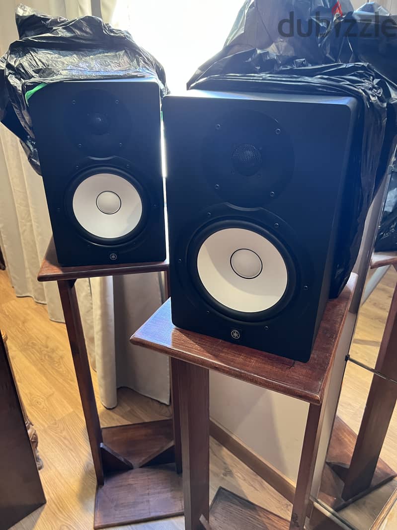 Yamaha HS8 Studio monitors 3