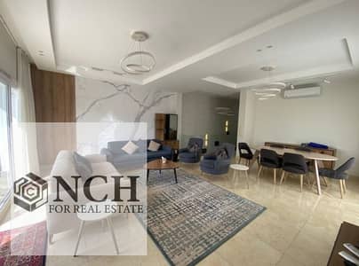 **للإيجار | دوبلكس فاخر مفروش في Hyde Park New Cairo**  استمتع بأسلوب حياة راقٍ داخل **Hyde Park New Cairo**، أحد أكبر وأرقى المجتمعات السكنية في القا
