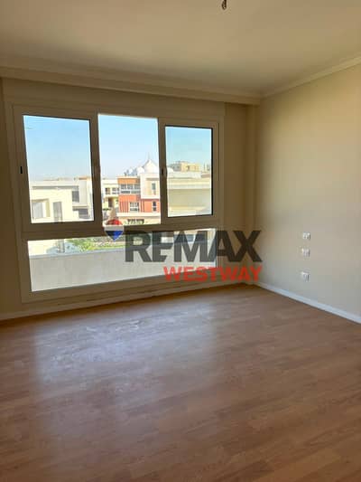 Apartment for rent in Pyramids Hills