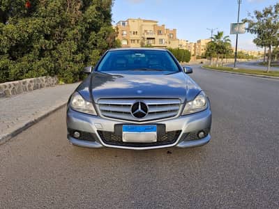 Mercedes-Benz C180 2012
