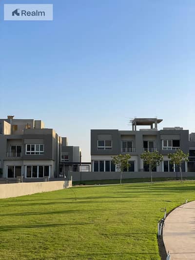 Twin House Ready To Move For Sale With installments Prime Location in Etaba Elsheikh Zayed