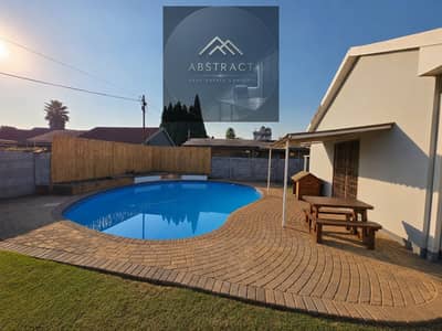 A distinguished villa for sale, ready for living with just a down payment, ultramodern kitchen, a few minutes away from Heliopolis and Nasr City