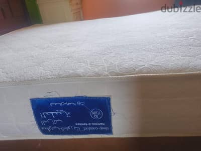 بيع مرتبة طبيه استعمال خفيف جدا حالة جيدة