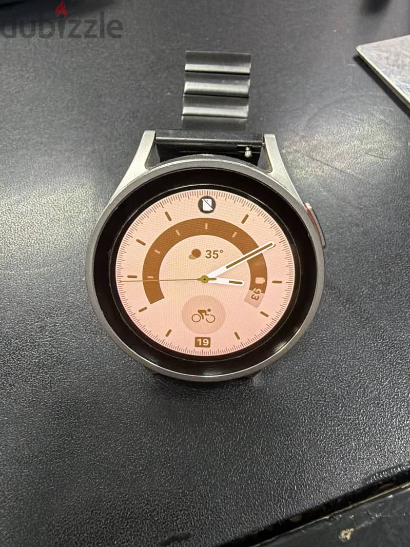 Samsung watch 5 pro used like new 3