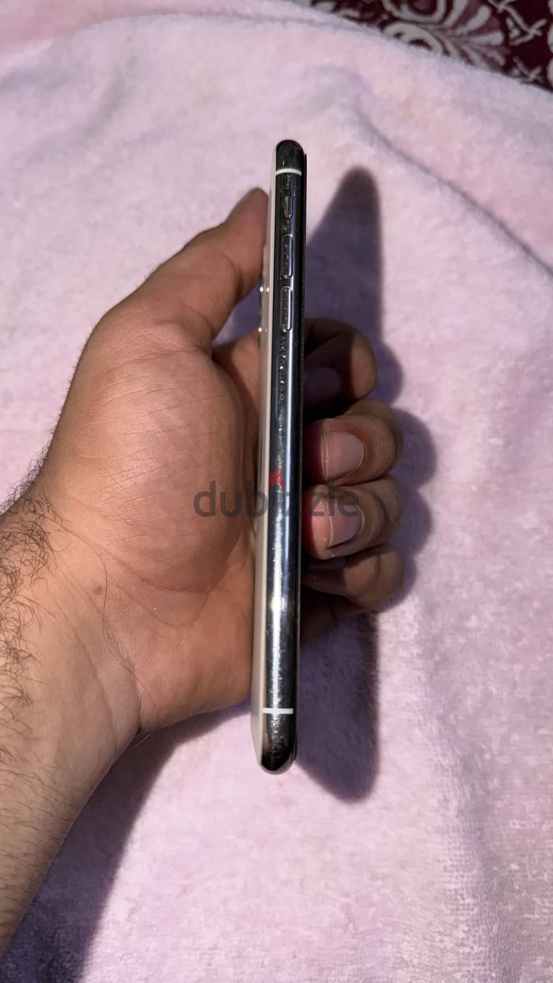 Apple - iPhone 11 Pro Max 1